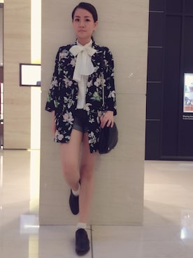 Elizabeth Yawさんのコーディネート