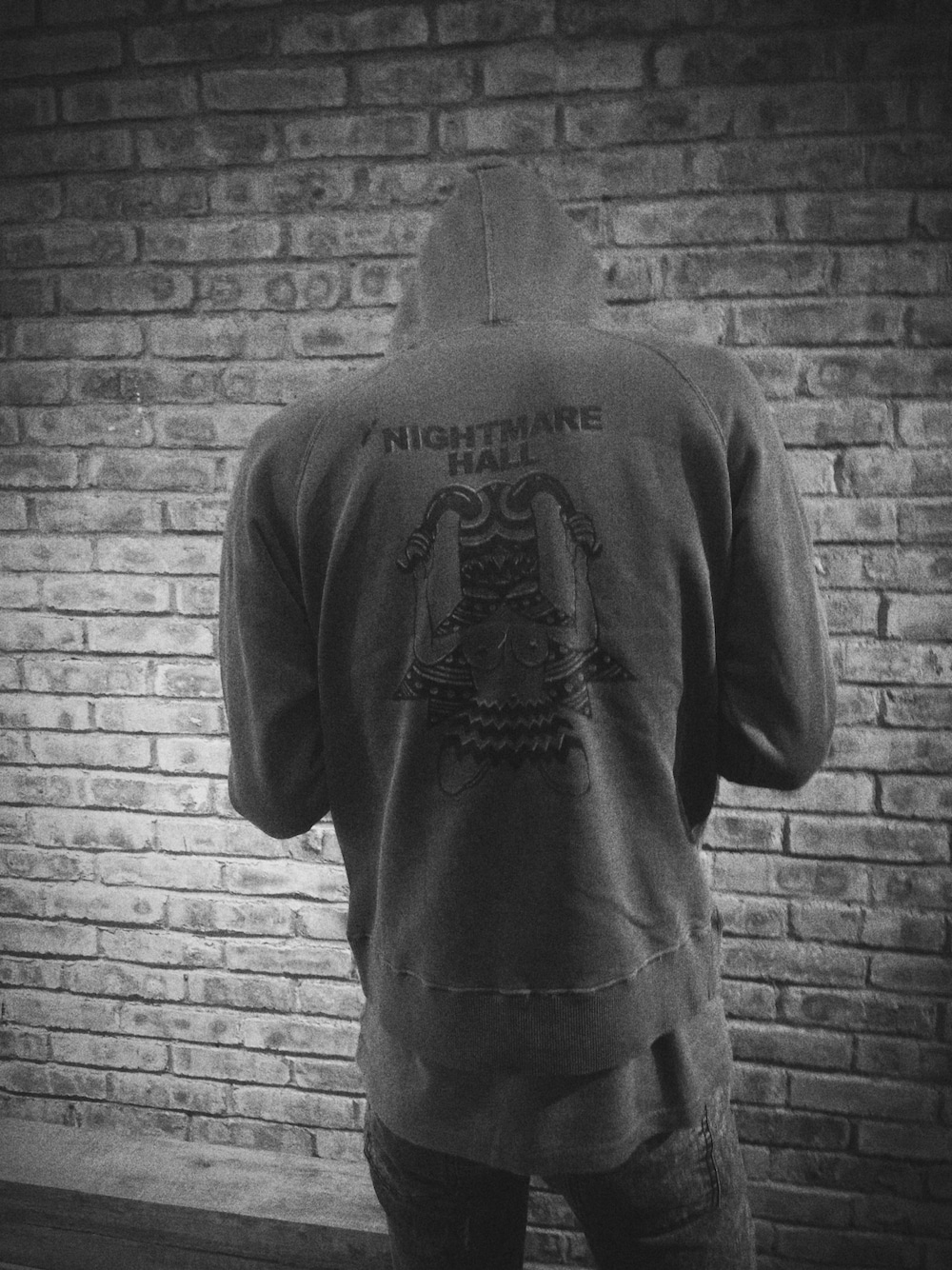 「sweater、grey、Subcrew、holy」｜「SubcrewのSubcrew x HOLY Nightmare Hall Sweater（パーカー、グレー系）」を使った、UNITYSTOREさん（メンズ・170cm）の秋コーディネートの1枚目の写真