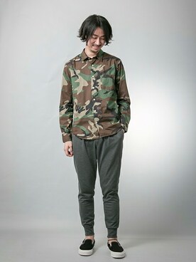 「shirts．（シャツ）のアイテム」を使った、FUJIWARAさん（メンズ・177cm）の夏コーディネート