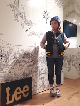 「Lee（リー）のアイテム（スタジャン）」を使った、涼子さん（レディース・152cm）の秋コーディネート