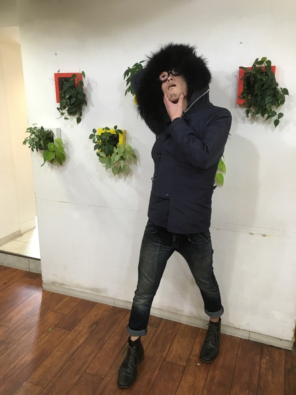 「LAD MUSICIANのアイテム（ミリタリージャケット、ブラック系）」を使った、守口市の美容室【IRIe〜アイリー〜】さん（メンズ・177cm）の冬コーディネートの1枚目の写真