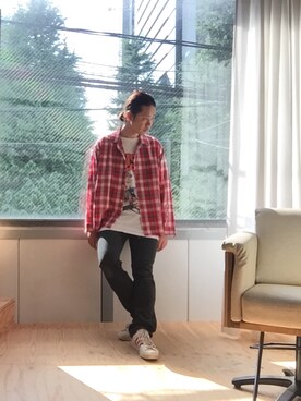 コハラ ヨシユキさんのコーディネート