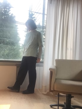 コハラ ヨシユキさんのコーディネート