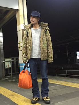 「アイテム（トートバッグ、オレンジ系）」を使った、YUTA KABURAGI さん（メンズ・175cm）の春コーディネート