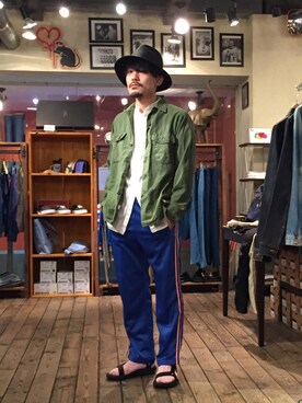 「teva」｜「アイテム（ミリタリージャケット）」を使った、YUTA KABURAGI さん（メンズ・175cm）の春コーディネート