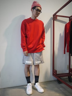 「off white（オフホワイト）のアイテム（パンツ）」を使った、一政さん（メンズ・170cm）の夏コーディネート