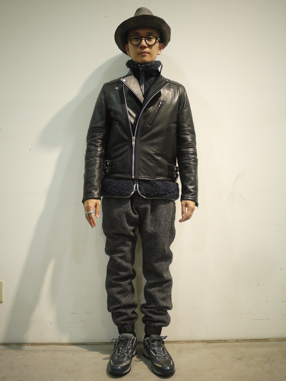 sacai MEN'Sのライダースジャケットを使った人気ファッション