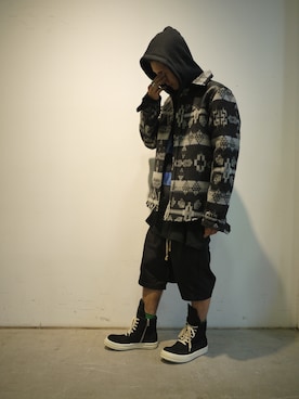 「MARCELO BURLON（マルセロ・バーロン）のアイテム」を使った、一政さん（メンズ・170cm）の秋コーディネート