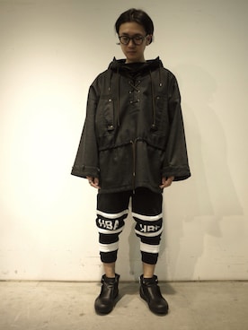 「kolor（カラー）のアイテム」を使った、一政さん（メンズ・170cm）の春コーディネート