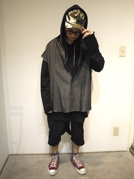 「off white」｜一政さん（メンズ・170cm）の春コーディネート