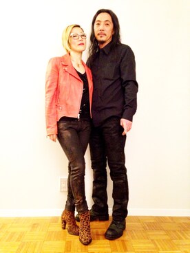 「カップル」｜「アイテム（ライダースジャケット）」を使った、Rock Mama NYCさん（レディース・155cm）の冬コーディネート
