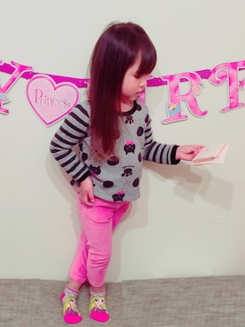 「e.a.B（エーアーベー）のアイテム（パンツ）」を使った、EmiiroDreamさん（キッズ・100cm）の春コーディネート