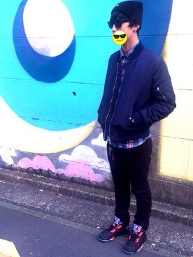 「NEWERA」｜「アイテム（ナイロンジャケット）」を使った、LEoooNさん（メンズ・176cm）の冬コーディネート