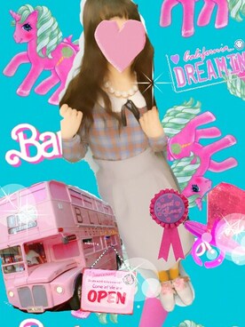 Rinaposuさんのコーディネート