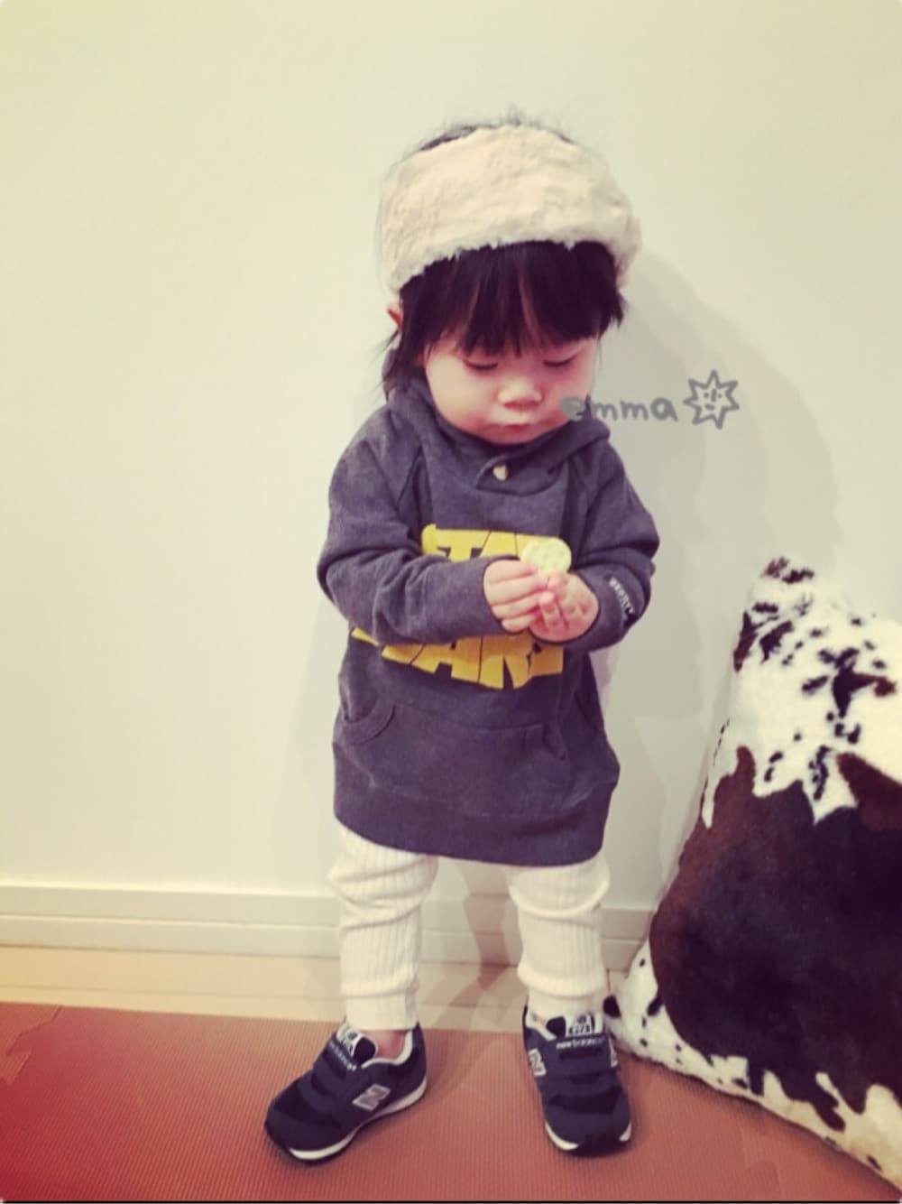 「キッズファッション、kids、カジュアルコーデ、女の子、1歳、パーカー、秋のコーデ、ヘアバンド」｜「ZARA KIDSのアイテム（レギンス/スパッツ、ホワイト系）」を使った、emma*◡̈**さん（キッズ・70cm）の秋コーディネートの1枚目の写真