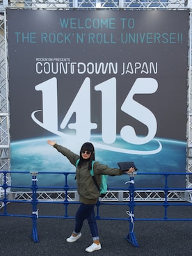 「アイテム（ナイロンジャケット、グリーン系）」を使った、Marinaさん（レディース・160cm）の冬コーディネート