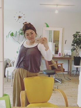 「BLUEPOPS（ブルーポップス）のアイテム」を使った、美容師まゆそんさん（レディース・165cm）の春コーディネート