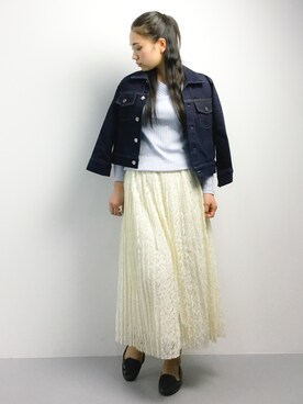 「STUDIOUS（ステュディオス）のアイテム（デニムジャケット）」を使った、東舞華さん（レディース・163cm）の冬コーディネート