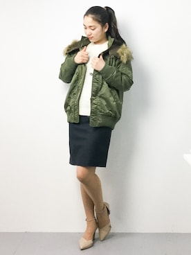 「AZUL by moussy（アズールバイマウジー）のアイテム（その他アウター）」を使った、東舞華さん（レディース・163cm）の春コーディネート