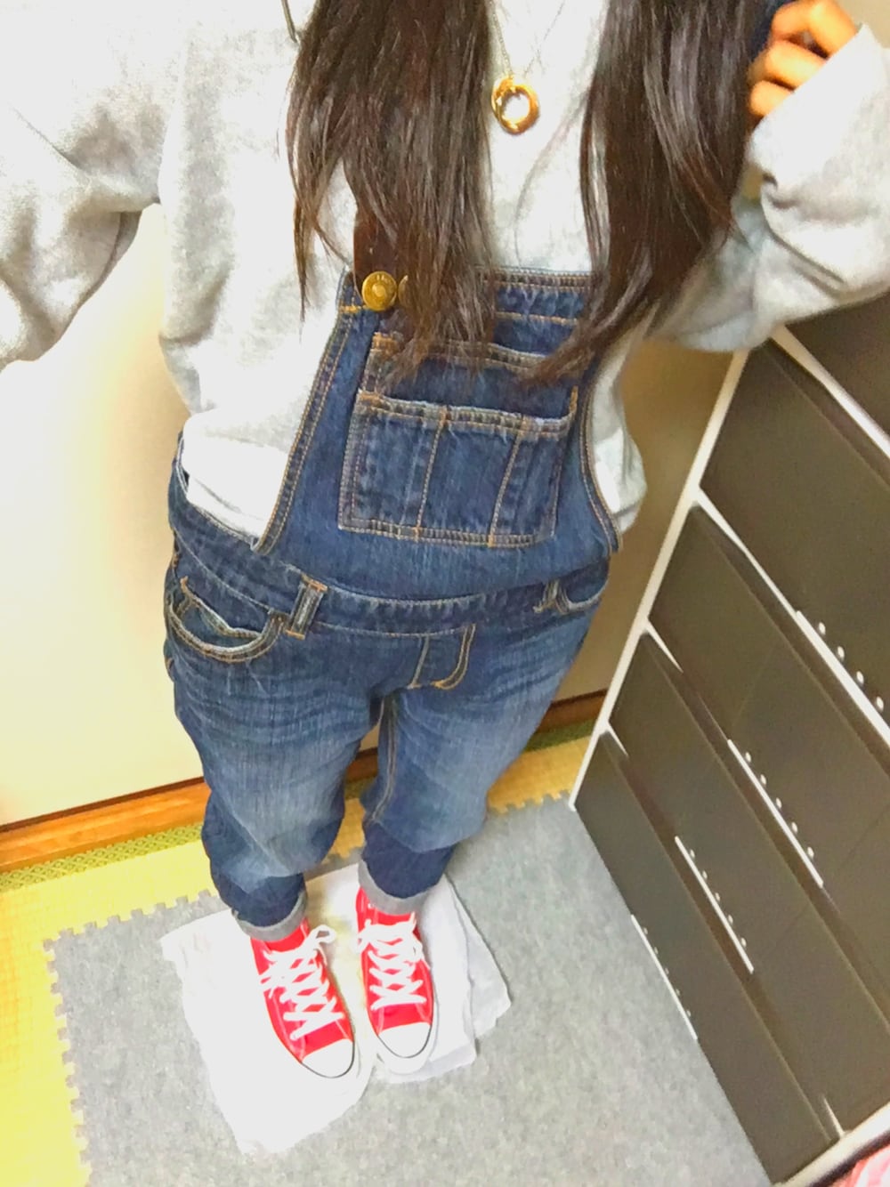 「安物コーデ」｜「H&Mのアイテム（ニット/セーター、グレー系）」を使った、きゅうり。さん（レディース・158cm）の秋コーディネートの1枚目の写真