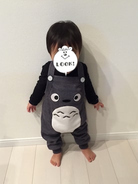 「トトロ」｜「アイテム（サロペット/オーバーオール）」を使った、ちいさん（キッズ・70cm）の秋コーディネート