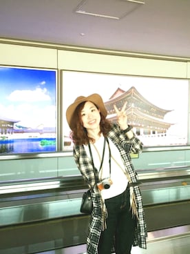 「韓国旅行」｜「アイテム（Tシャツ/カットソー）」を使った、☆Maki☆さん（レディース・161cm）の夏コーディネート