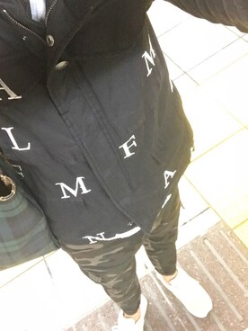 「HALFMAN（ハーフマン）のアイテム（ジャケット/アウター）」を使った、takuma.Hさん（メンズ・172cm）の冬コーディネート