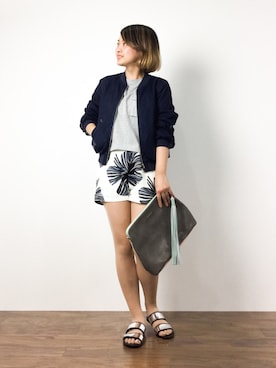 「Ray BEAMS（レイビームス）のアイテム（ブルゾン）」を使った、ななこさん（レディース・156cm）の夏コーディネート