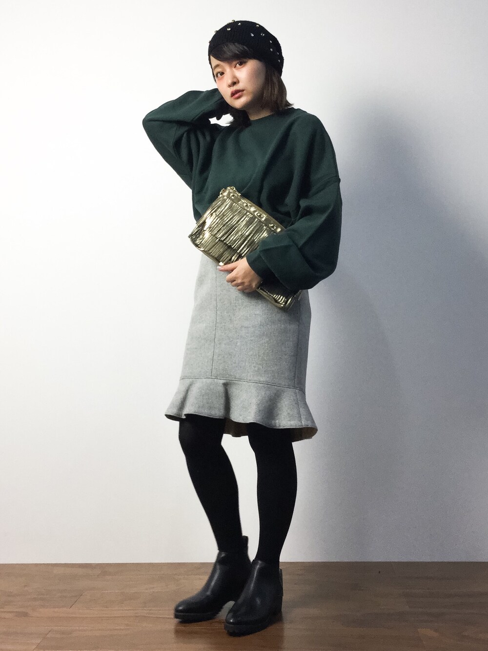 「SLYのDROP SHOULDER SW TOPS-S（Tシャツ/カットソー、グリーン系）」を使った、ななこさん（レディース・156cm）の秋コーディネートの1枚目の写真