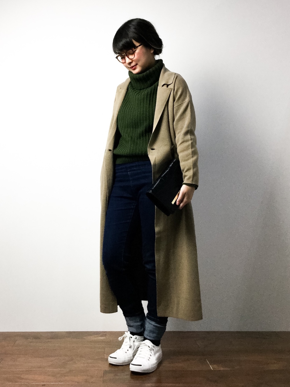 「TODAYFULのミラノリブ　チェスターコート（チェスターコート、イエロー系）」を使った、ななこさん（レディース・156cm）の冬コーディネートの1枚目の写真