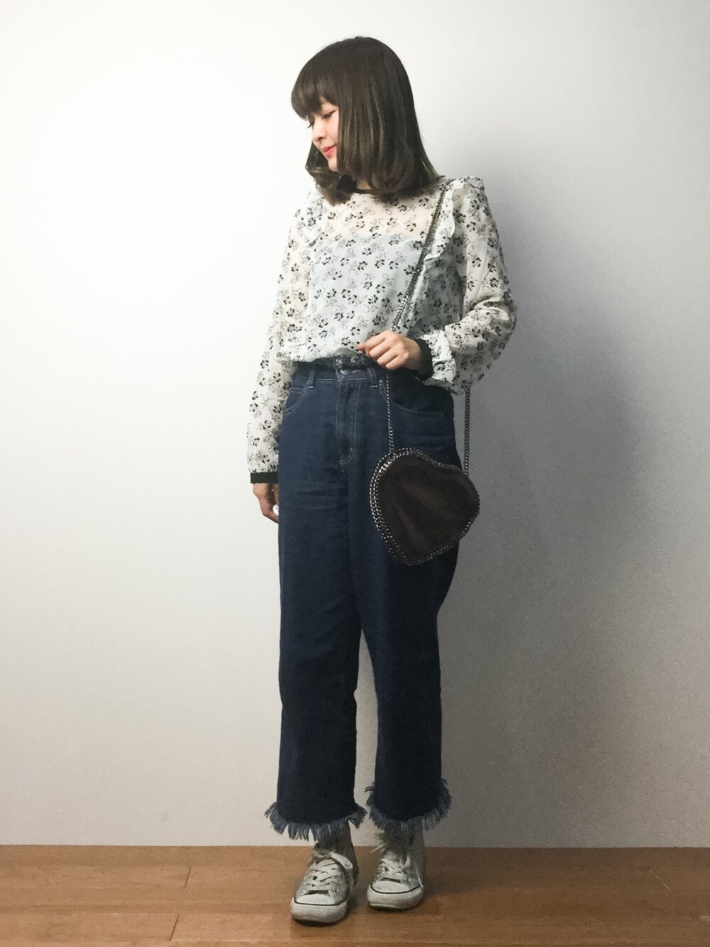 「Auntie Rosaの【Auntie Rosa】フロッキープリント肩フリルブラウス（シャツ/ブラウス、ホワイト系）」を使った、ななこさん（レディース・156cm）の春コーディネートの1枚目の写真