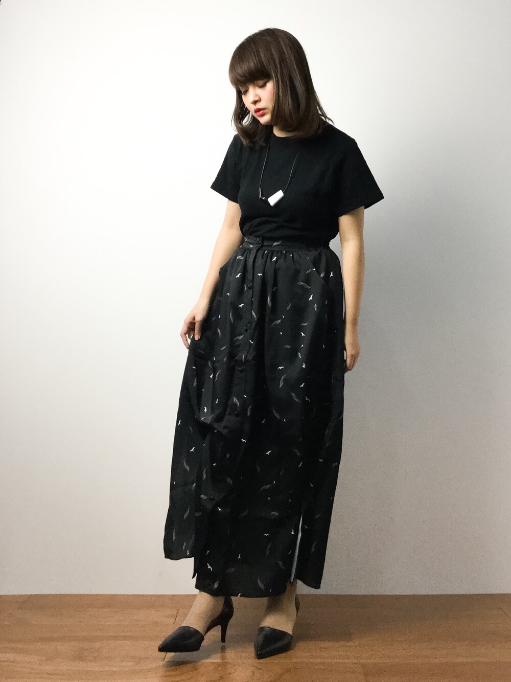 「Ray BEAMSの【Oggi4月号掲載】☆RBS / 接結 天竺 クルーネック Tシャツ（Tシャツ/カットソー、ブラック系）」を使った、ななこさん（レディース・156cm）の春コーディネートの1枚目の写真