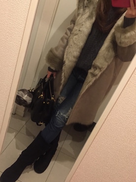 「TODAYFUL（トゥデイフル）のアイテム（ムートンコート）」を使った、Sayurinさん（レディース・165cm）の春コーディネート