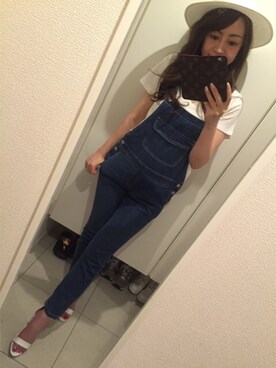 「ツバ広ハット」｜「アイテム（サロペット/オーバーオール）」を使った、Sayurinさん（レディース・165cm）の春コーディネート