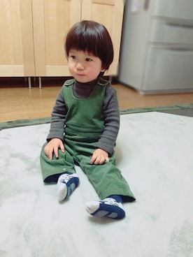 「combimini（コンビミニ）のアイテム（オールインワン・サロペット）」を使った、ぷん。さん（キッズ・70cm）の冬コーディネート