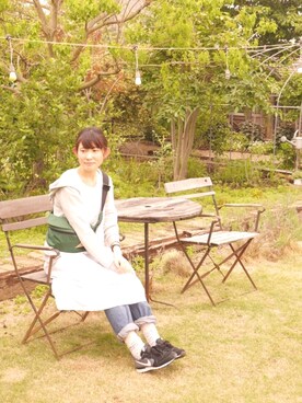 「アイテム（メッセンジャーバッグ、グリーン系）」を使った、HOLIDAY_さん（レディース・163cm）の春コーディネート