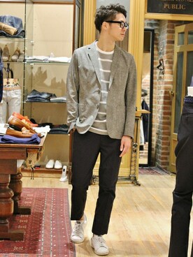 「ホワイトスニーカー」｜「アイテム（その他アウター）」を使った、417 officialさん（メンズ・173cm）の春コーディネート