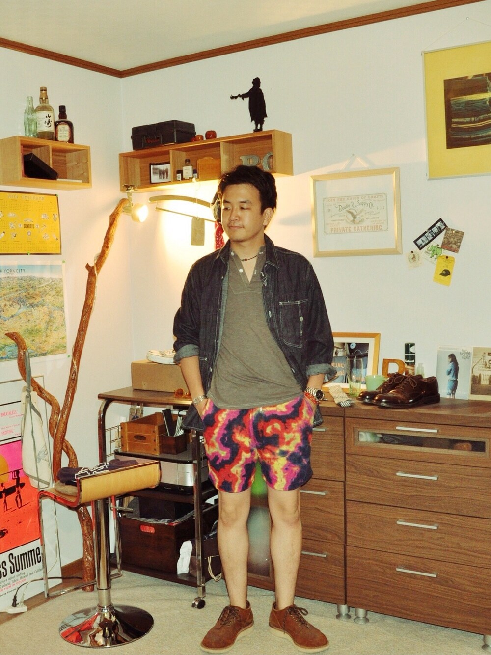 「ブーツ、シャツスタイル、短パン、タイダイ、草食系男子」｜「NALUTO TRUNKS
LOFTMAN別注 Walk Shorts-TIE DYE（その他パンツ、その他）」を使った、ryosukeさん（メンズ・177cm）の夏コーディネートの1枚目の写真