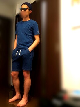 「SHIPS（シップス）のChampion(チャンピオン)×SHIPS AUTHENTIC: 別注 インディゴ リバースウィーブ ジャージー ポケット Tシャツ■（Tシャツ/カットソー、ブルー系）」を使った、Ta2さん（メンズ・176cm）の春コーディネート