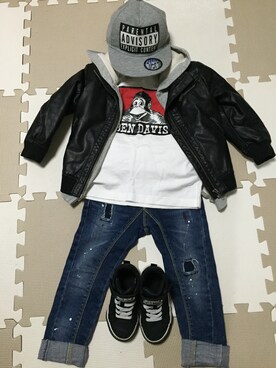 「BEN DAVIS（ベンデイビス）のアイテム（Tシャツ/カットソー）」を使った、まきばおさん（キッズ・90cm）の冬コーディネート