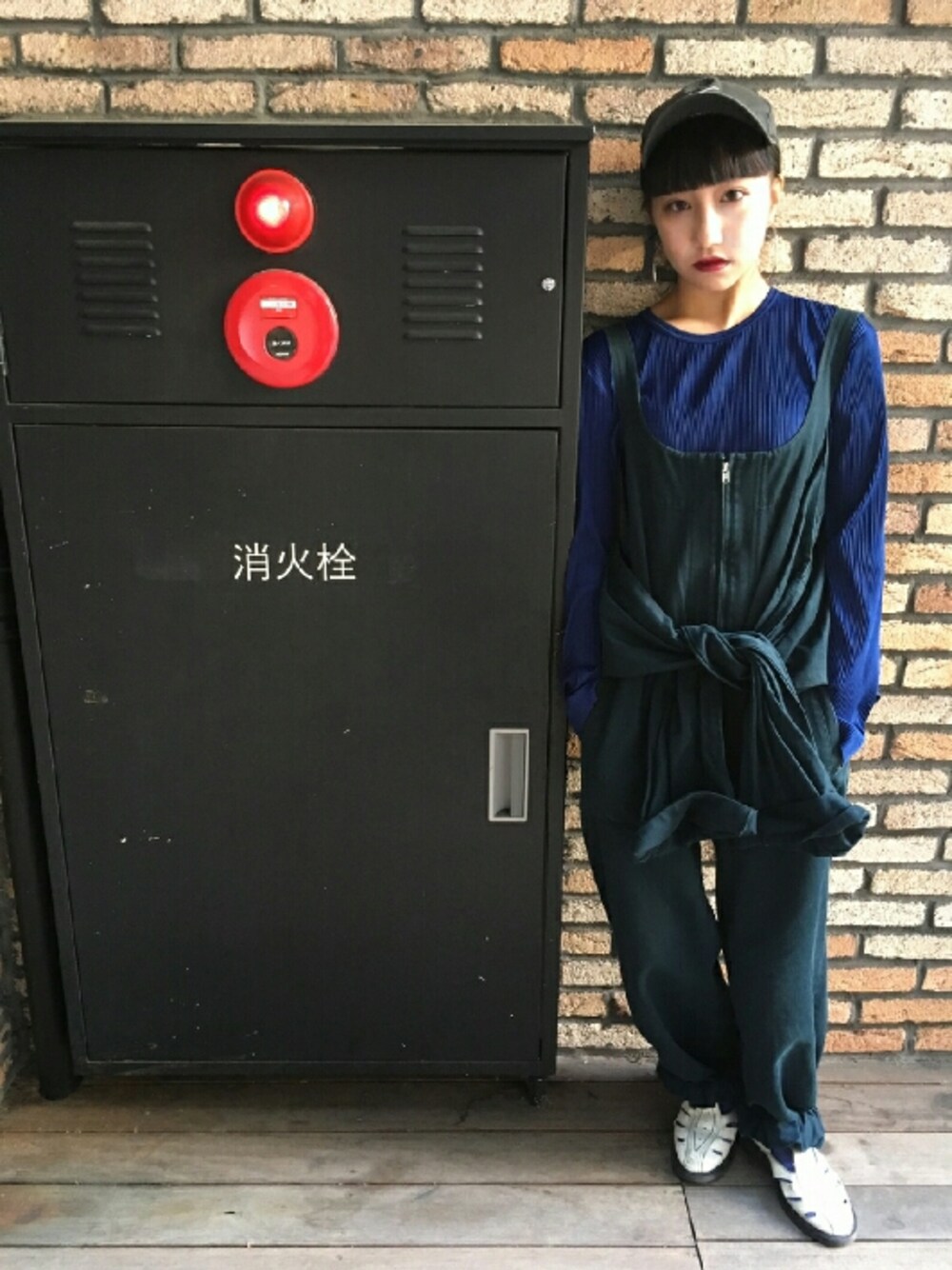 「オールインワン、COMME des GARCONS、ワイズ、キャップ、NIKE、ドクターマーチン、革靴、冬、カジュアル、古着」｜「Y'sのアイテム（つなぎ/オールインワン、ブラック系）」を使った、 Saiさん（レディース・151cm）の冬コーディネートの1枚目の写真