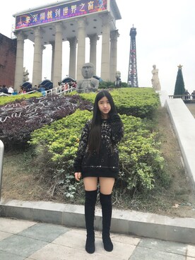 「GIVENCHY（ジバンシイ）のアイテム（パーカー）」を使った、徐晓晨__さん（レディース・160cm）の冬コーディネート