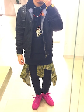 「GIVENCHY（ジバンシイ）のアイテム（ブルゾン）」を使った、SSさん（メンズ・172cm）の冬コーディネート