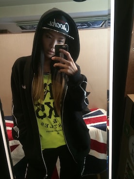 「CROOKS&CASTLES」｜chloeさん（レディース・167cm）の秋コーディネート