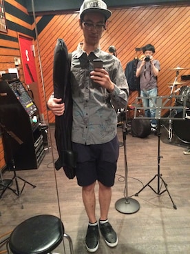 「BURTON（バートン）のアイテム（キャップ）」を使った、Mizuki Hashimotoさん（メンズ・188cm）の秋コーディネート