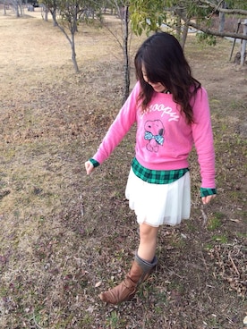 「スウェット×シャツ」｜「アイテム（おもちゃ）」を使った、sinoさん（レディース・156cm）の冬コーディネート
