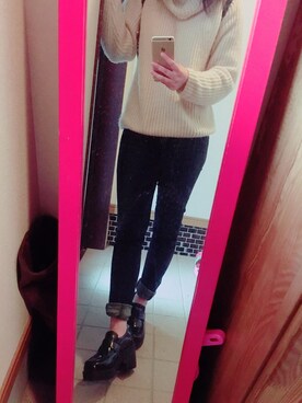 「MOUSSY（マウジー）のアイテム（ニット/セーター、ベージュ系）」を使った、aaaarisaさん（レディース・156cm）の秋コーディネート