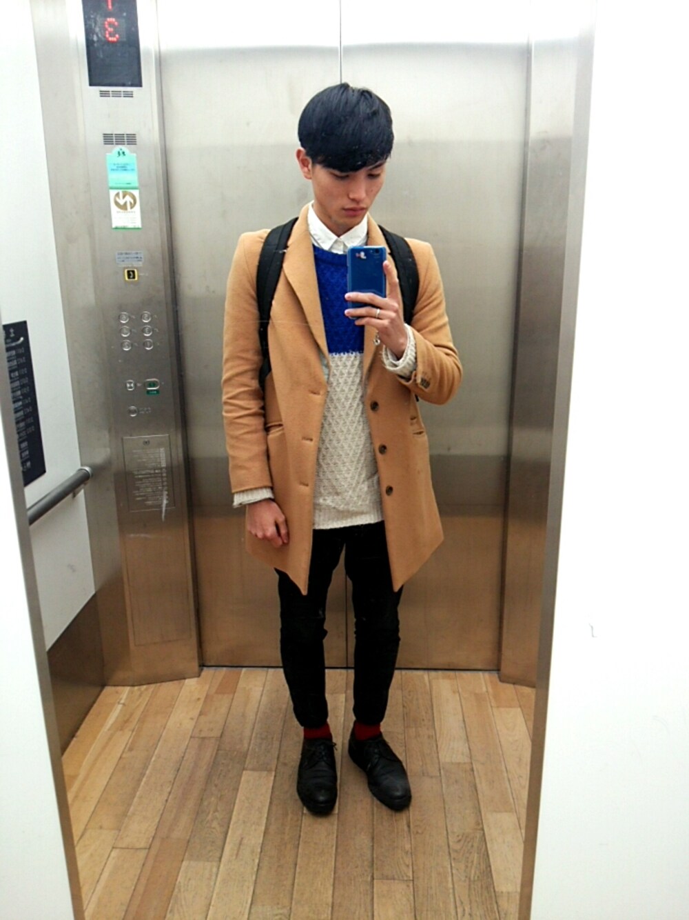 「WHO’S WHO gallery、LAD MUSICIAN」｜「DISCOVEREDの【DISCOVERED】LONG JACKET COAT（チェスターコート、ベージュ系）」を使った、たくみんさん（メンズ・168cm）の冬コーディネートの1枚目の写真