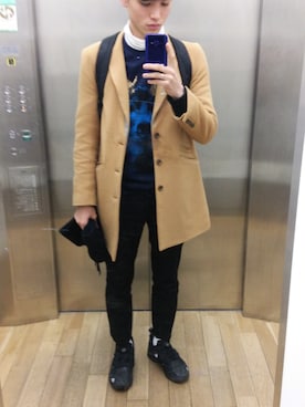 「DISCOVERED（ディスカバード）のアイテム（チェスターコート）」を使った、たくみんさん（メンズ・168cm）の冬コーディネート