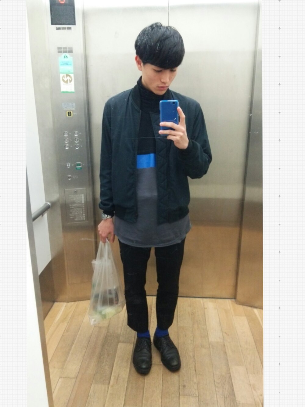 「LAD MUSICIAN、MA-1、金欠、服売ります」｜「EDITIONのウールツイルストレッチ スリムスラックス SLIM TROUSER（スラックス、ブラック系）」を使った、たくみんさん（メンズ・168cm）の秋コーディネートの1枚目の写真